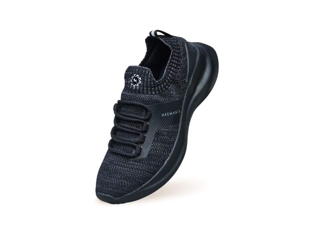 Fuse Knit Sneakers : Black