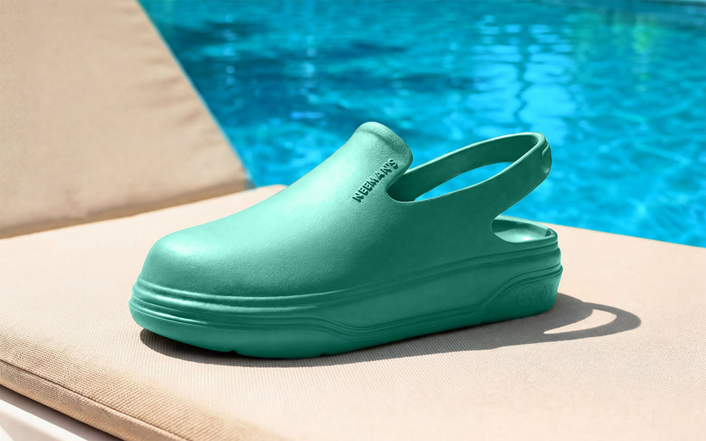 Cushers Clogs For Men : Pepper Green