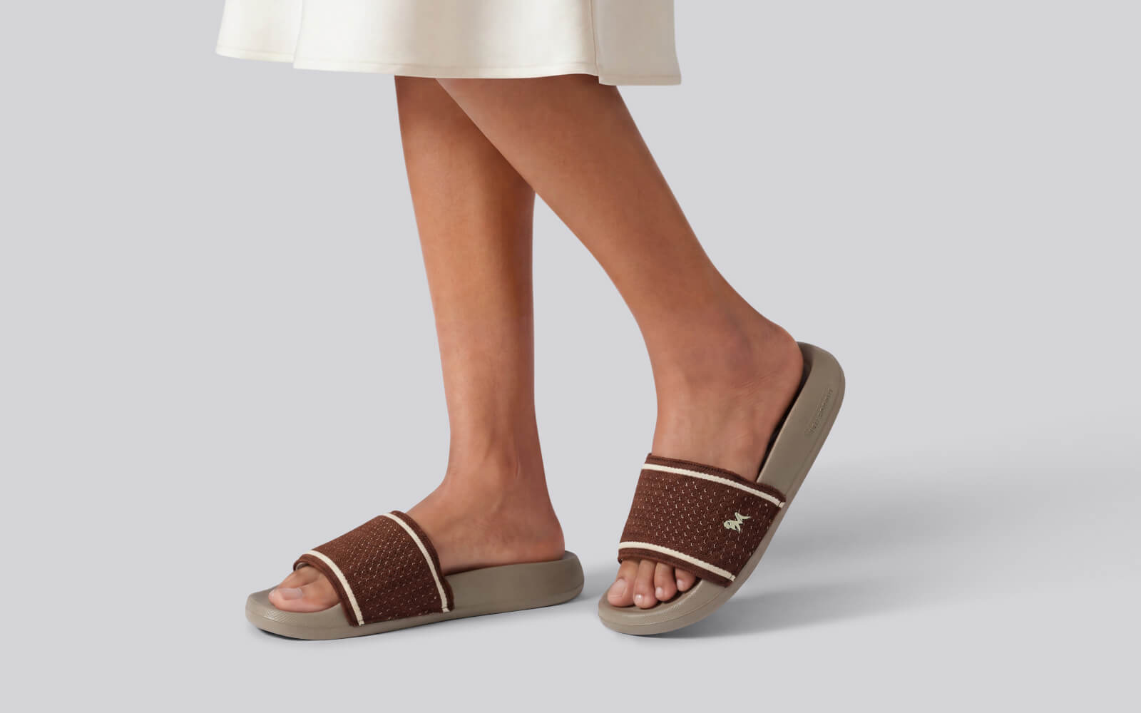 High Sprout Knitro Slides For Women : Goat