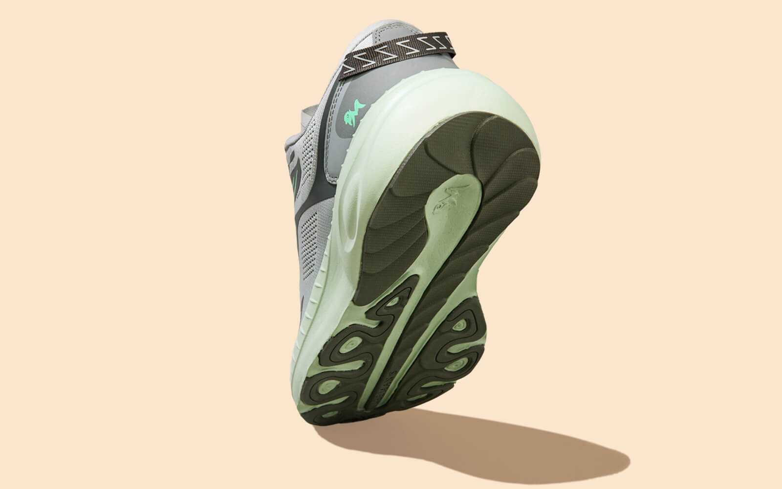 Begin Walk Flames For Men : Grey