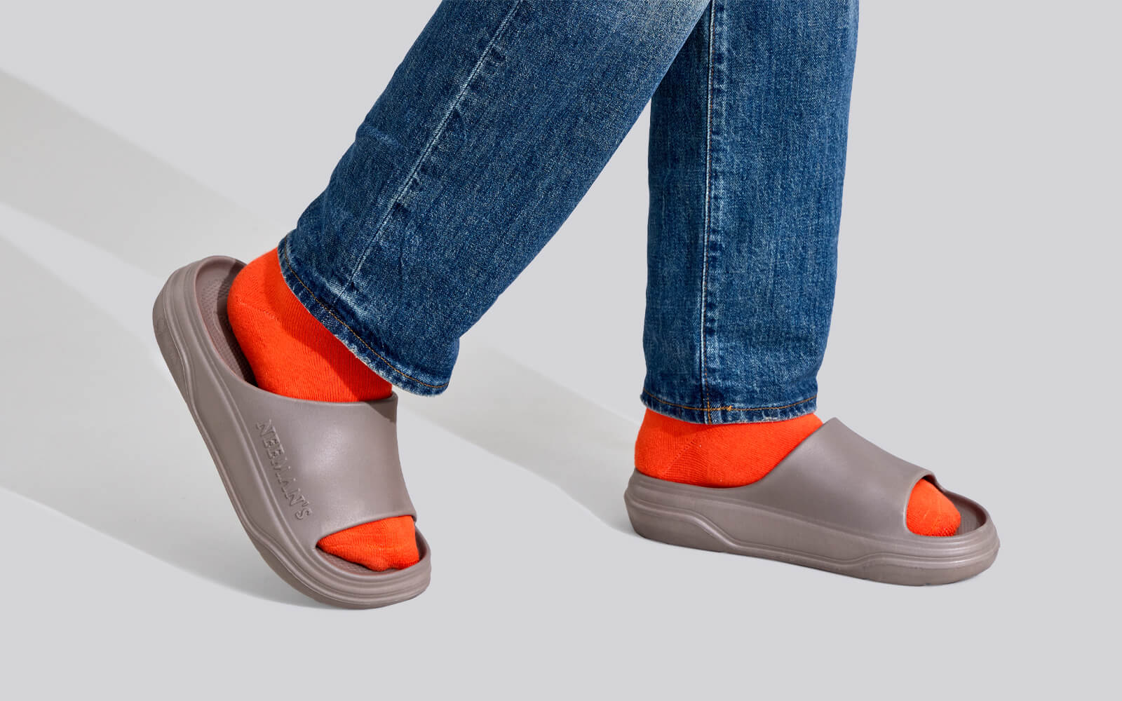Cushers Slides For Men : Goat Grey