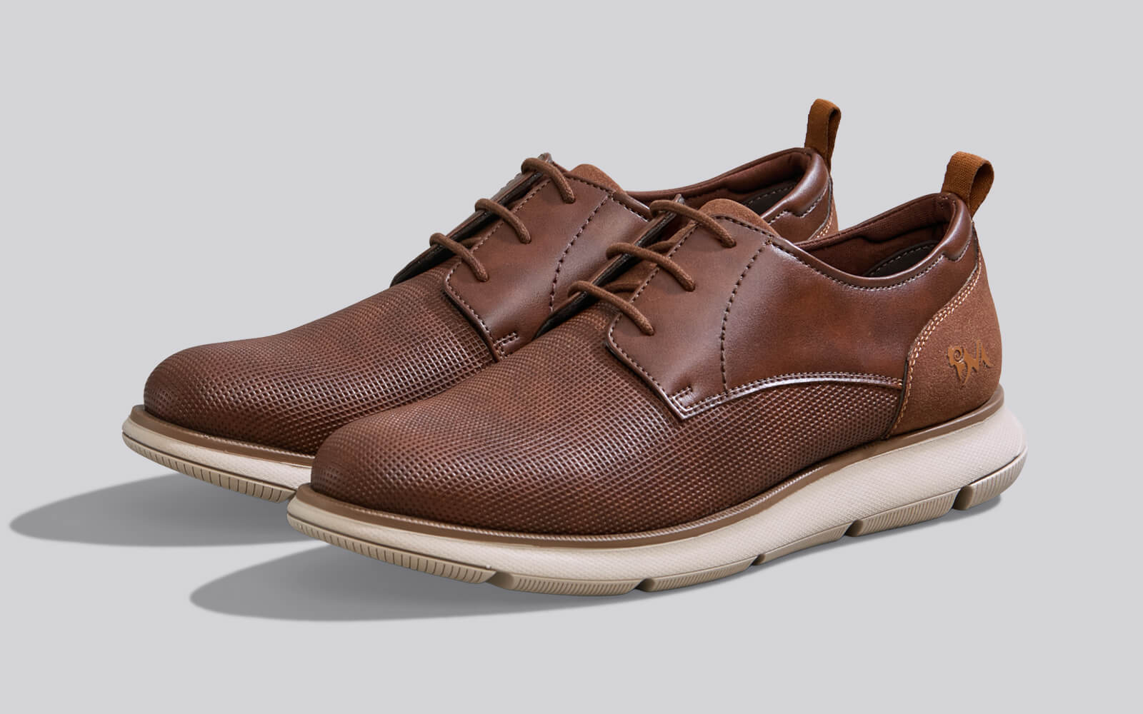 Textured Derby Sneakers : Tan Brown