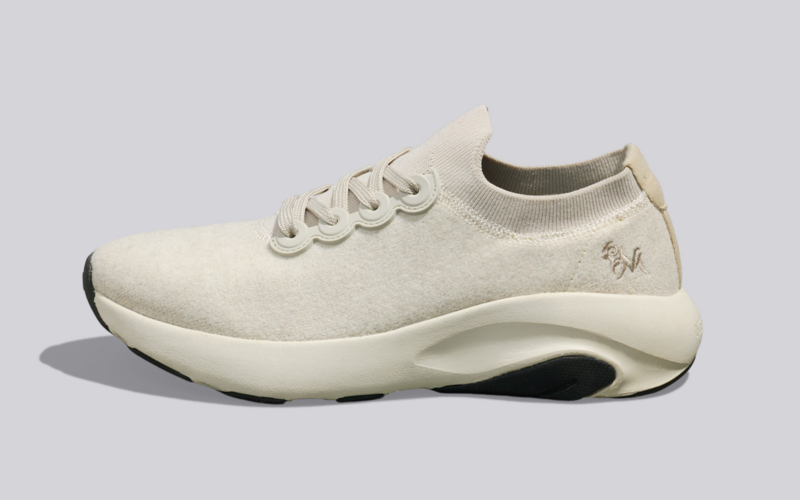Lush Glider For Women : Ivory